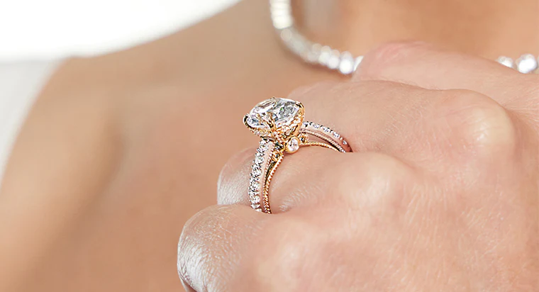 Creative Approaches to Choosing an Engagement Ring That Reflects Your Style